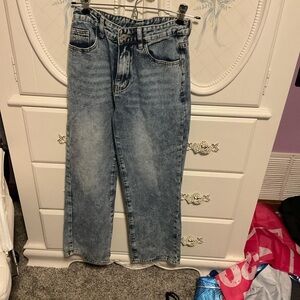 SHEIN Women's Relaxed Fit Light Blue Jeans